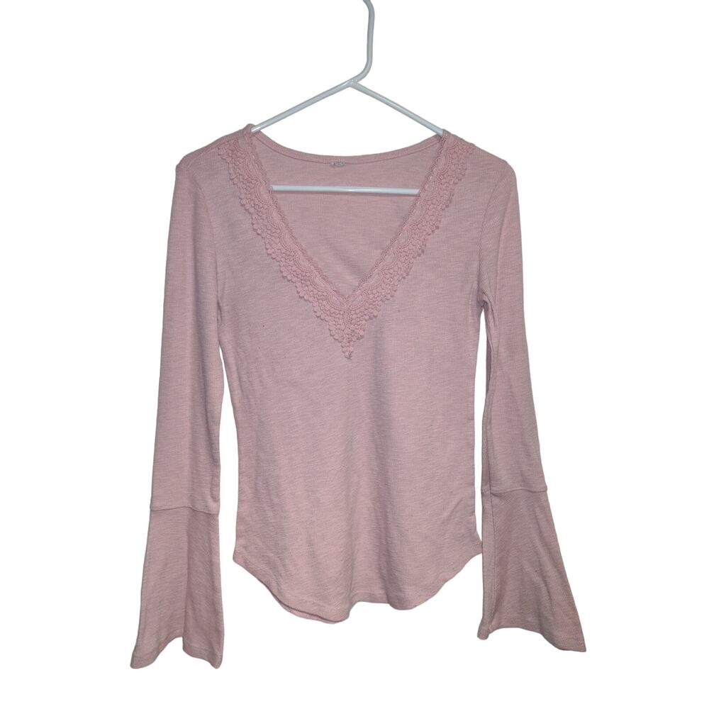 Women's Pink Shirt Size Small